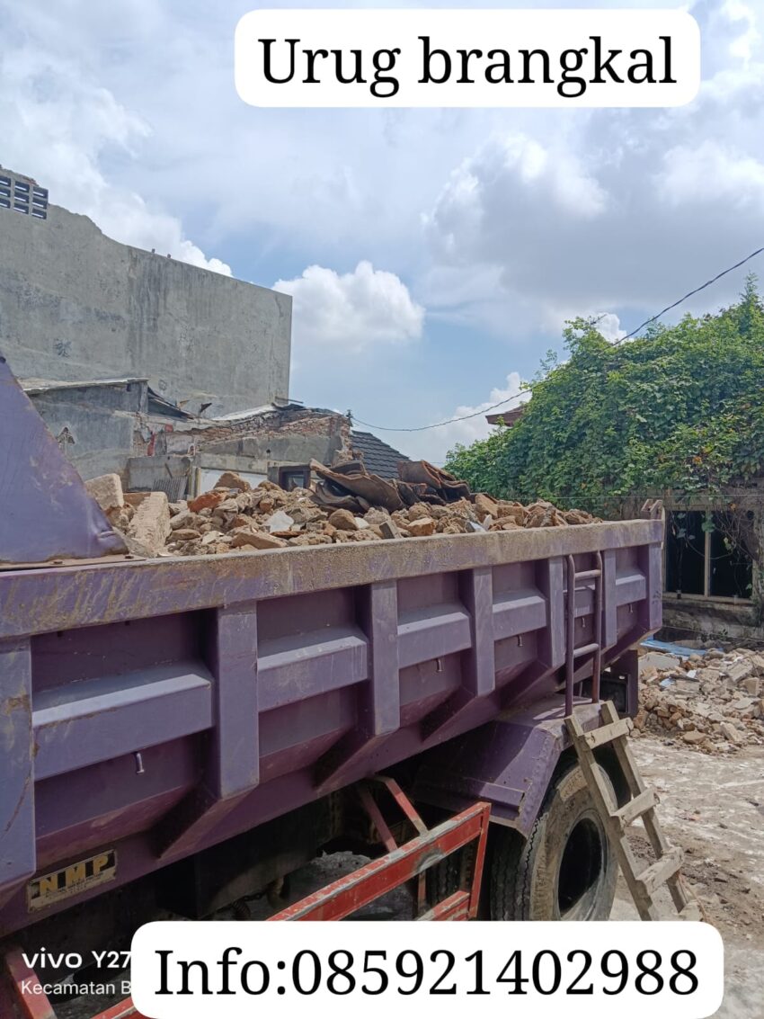Urug puing bangunan siap kirim di Jogja, cocok untuk pemadatan lahan dan proyek konstruksi – hubungi 085921402988.